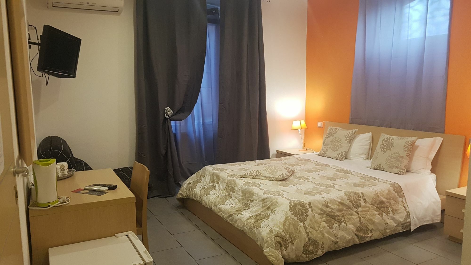 Affittacamere Lunamar La Spezia Bagian luar foto